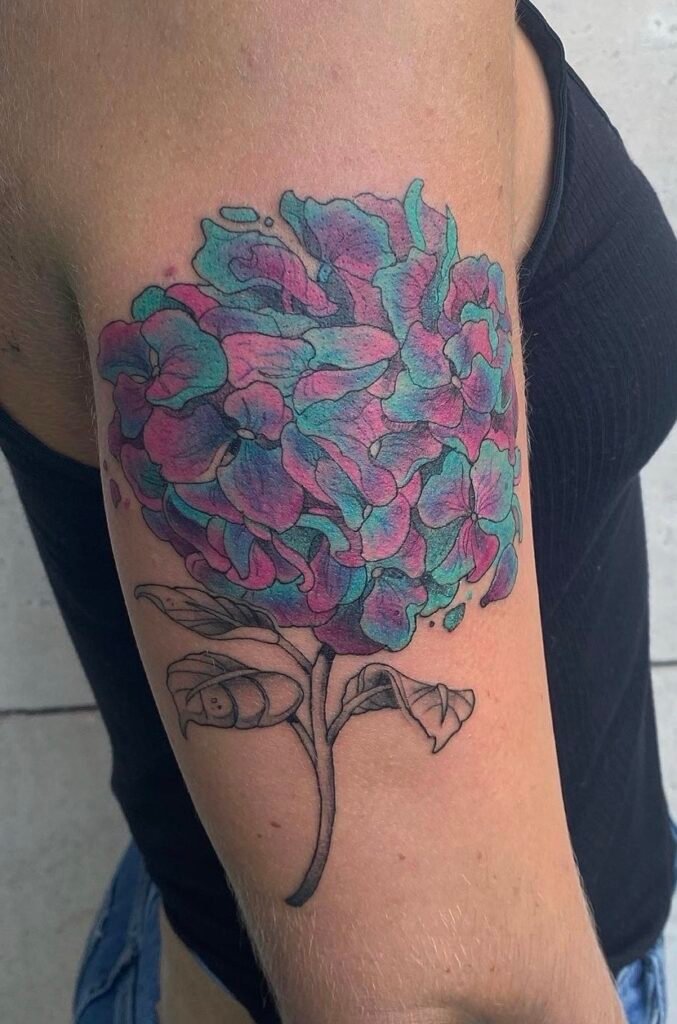 tattoo-color-flor-azul-y-rosa