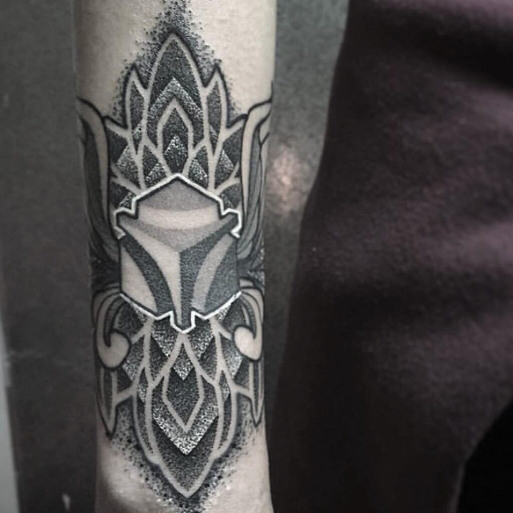tattoo-geometrico-ornamental-simbolo-geo